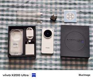 Vivo X200 Pro mini 16+512GB Bianco con regalo 