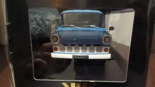 Ford Transit 1/18