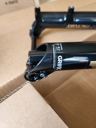 Fox 34 Factory Kashima 130mm GripX 2025