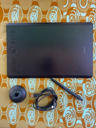 Tableta Gráfica Wacom Intuos Pro M PTH-660