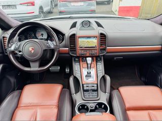 Porsche Cayenne 2015 v8 