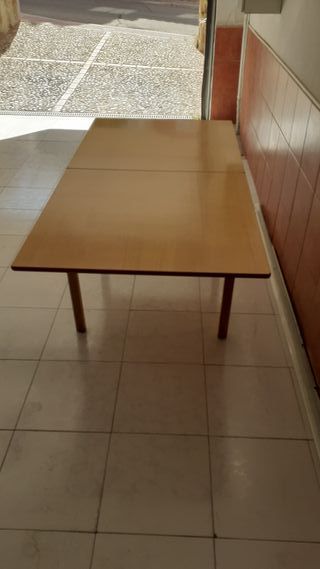 Mesa de madera de 90x90 extensible a 180x90