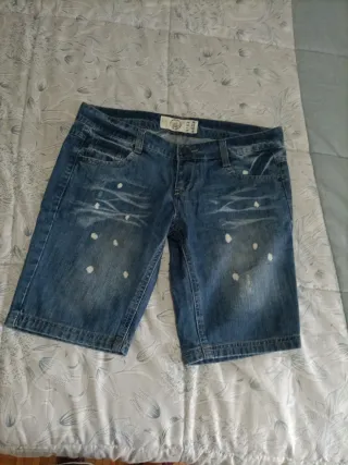 Bermuda vaquera Bershka mujer T.38