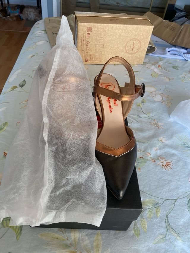 Zapatos Salón Isabel Aguado Talla 36