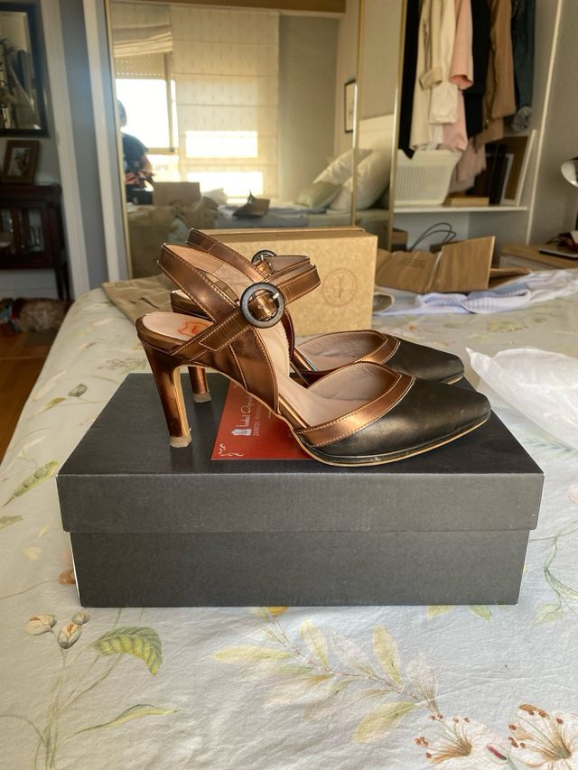 Zapatos Salón Isabel Aguado Talla 36