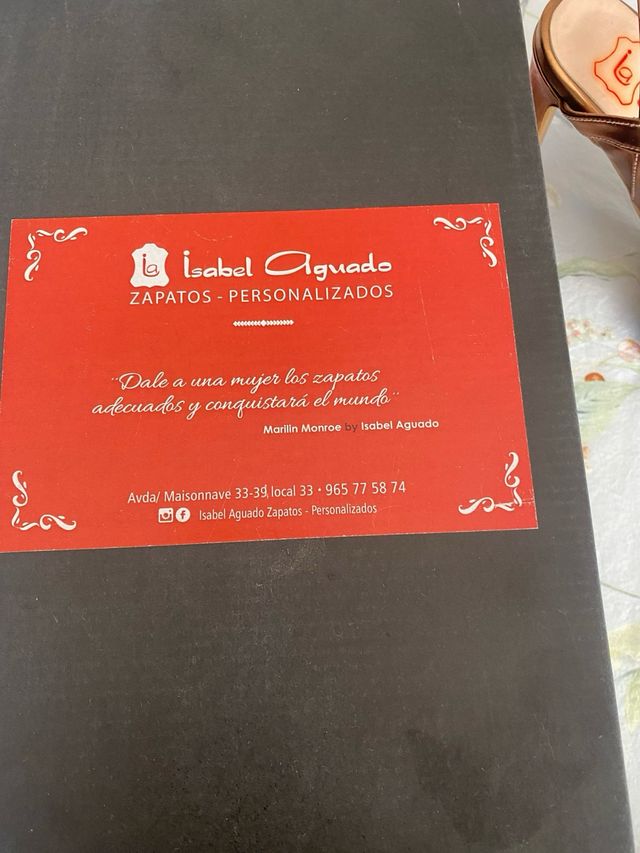 Zapatos Salón Isabel Aguado Talla 36