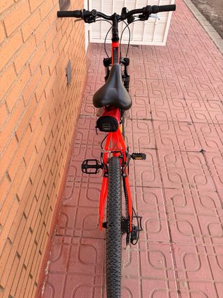 Bicicleta Montaña Roja B'TWIN