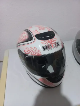 2 Cascos Moto Integrales (Helix y LS2)