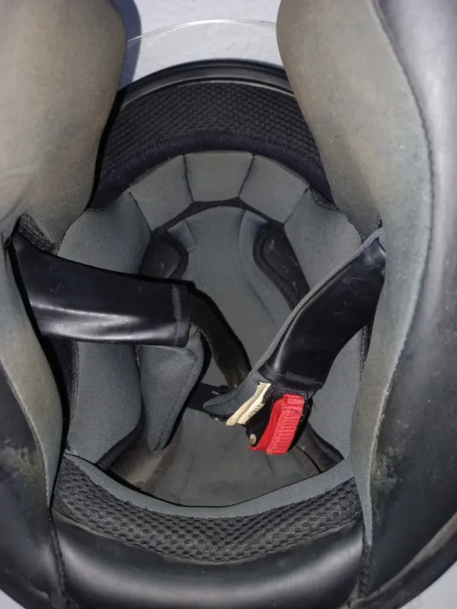 2 Cascos Moto Integrales (Helix y LS2)