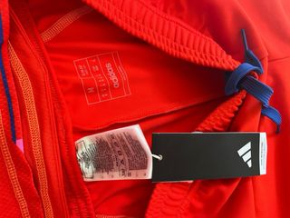 Conjunto Adidas Camiseta y Pantalón Corto