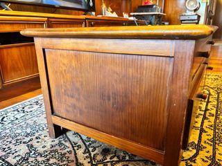 Mesa de madera de cerezo 
