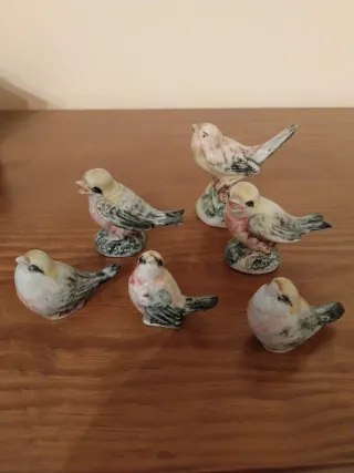 Figuras pájaros cerámica de Antonio Peyro. 