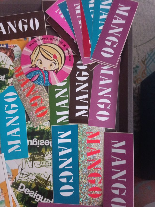 Pegatinas retro Mango y Desigual