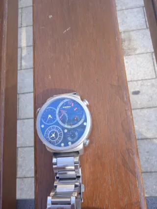 Reloj Diesel Multifunción Azul y Plateado
