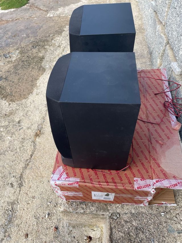 Altavoces Philips Negros