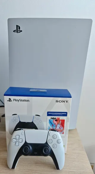 PS5+2 mandos orignales. ¡¡SOLO CAMBIO POR XBOX X!!