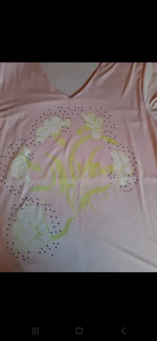 Camiseta mujer flores pedrería