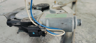 ELEVALUNAS DELANTERO IZQUIERDO CHEVROLET KALOS 1.