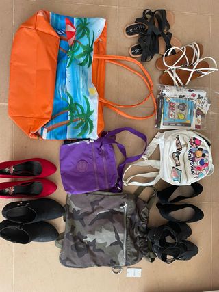 Lote de Zapatos y Mochilas