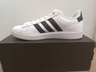 Adidas Grand Court 2.0 Blancas y Azul