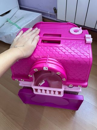 Casa de muñecas Hello Kitty rosa