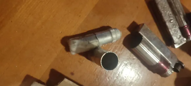 Caja antigua mecheros Typhon Winchester mechero