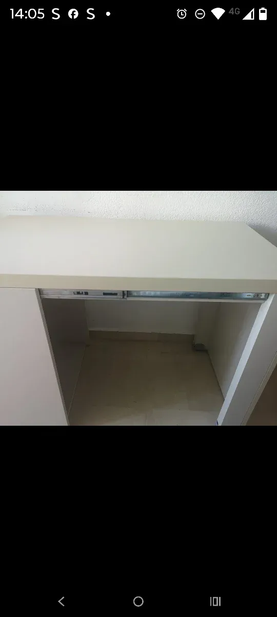 Mesa escritorio madera beig