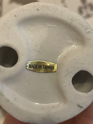 Figura de porcelana de mujer