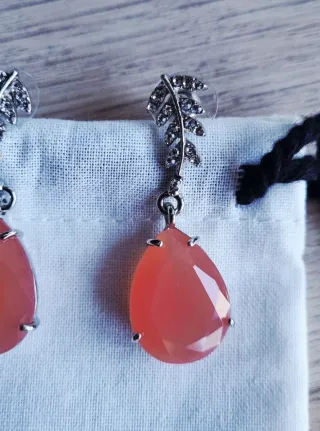 Pendientes Singularu piedra rosa y circonitas 
