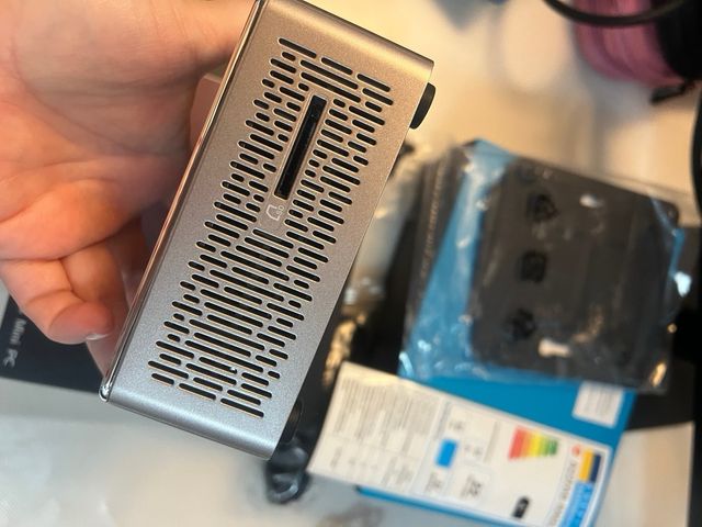 PC Geekom A5, AMD Ryzen 7 5825U