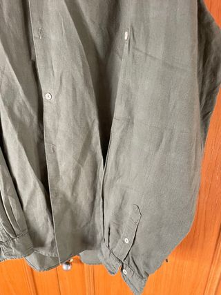 Camisa Zara verde cuello mao