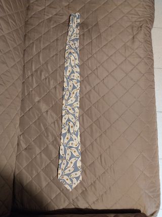 Cravatta uomo fantasia geometrica