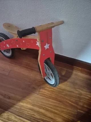 Bici de madera para niños