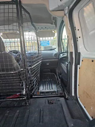 Ford Transit Courier 2015