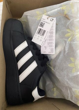 Adidas Superstar Zapatillas Negras y Blancas