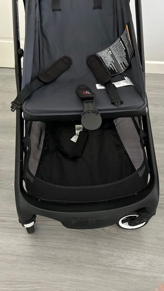 Carro Bugaboo Butterfly Azul tormenta y negro.