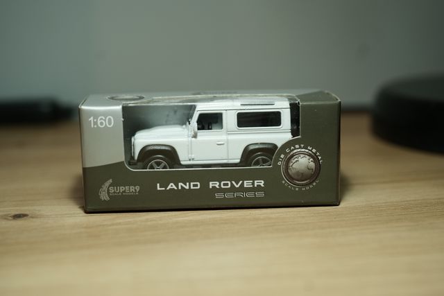 Welly Land Rover Defender 1:60
