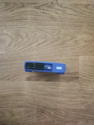 Switch Linksys EZXS55W 5 Puertos Ethernet