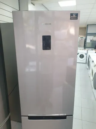 Nevera Samsung 1.85m x 60cm