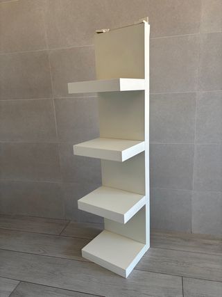 Estantería blanca de madera
