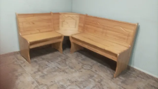Banco de madera para rincón