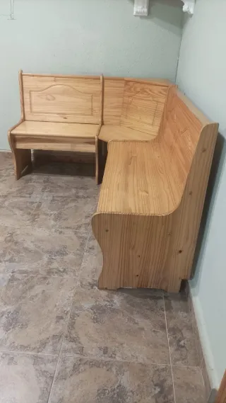 Banco de madera para rincón