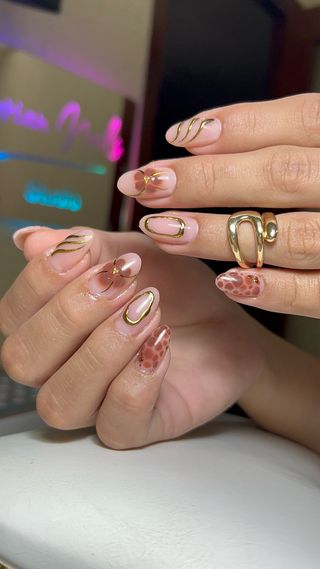 Uñas de gel y polygel 