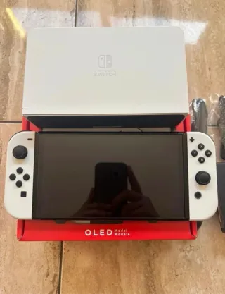 Nintendo switch oled bianco