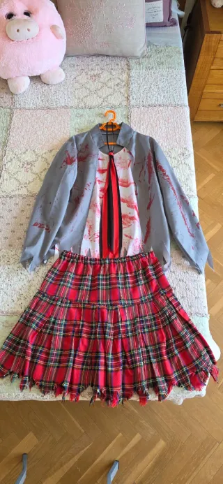 Disfraz colegiala zombie mujer