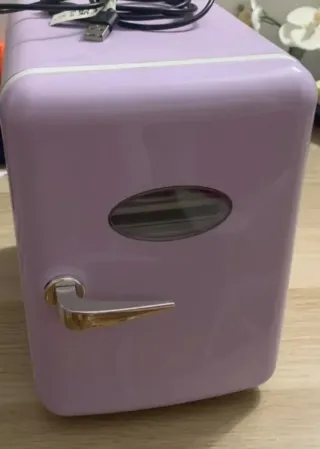 Mini nevera cosmética Tyger nueva