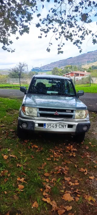 Mitsubishi Montero 2003