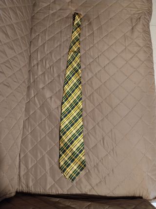 Cravatta uomo fantasia a quadri