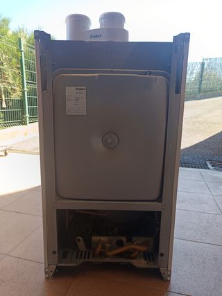 Caldera y depósito Vaillant 120L