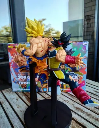 Goku & Bardock - Drawn By Toyotaro 